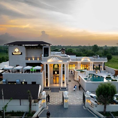 La Nature Hotels & Resorts Sikar エクステリア 写真