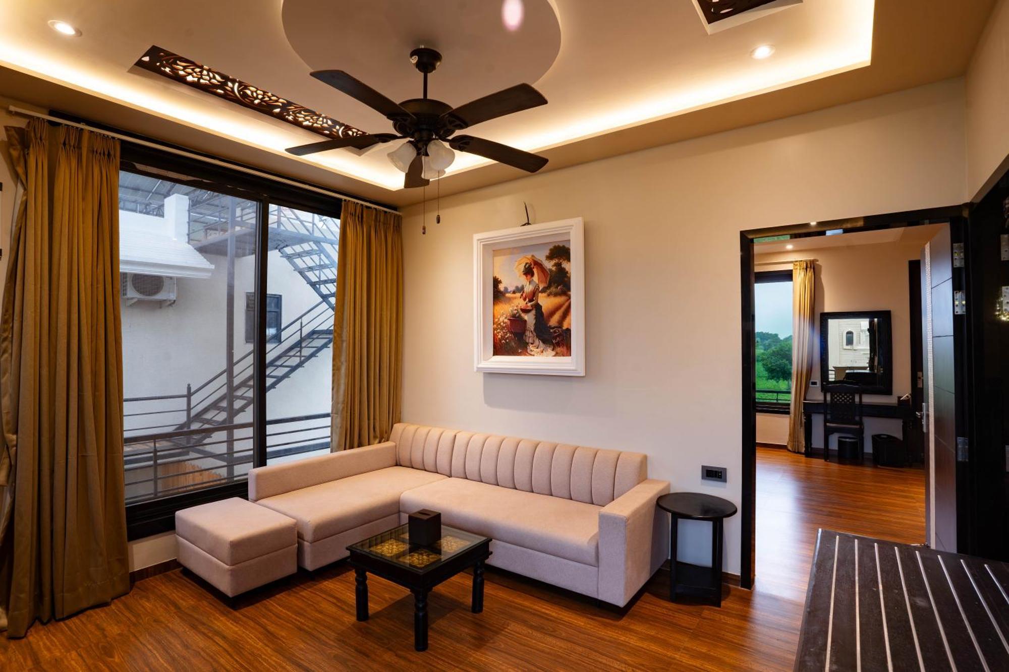 La Nature Hotels & Resorts Sikar エクステリア 写真