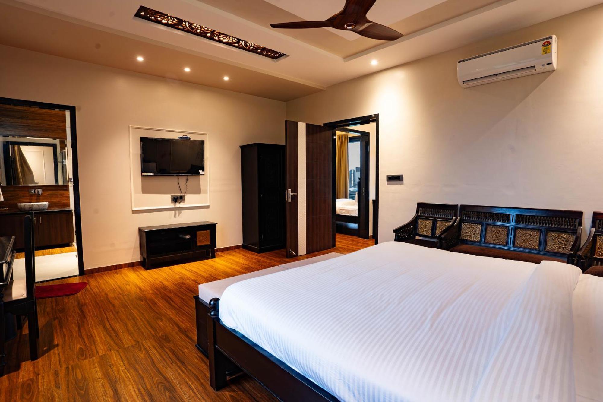 La Nature Hotels & Resorts Sikar エクステリア 写真