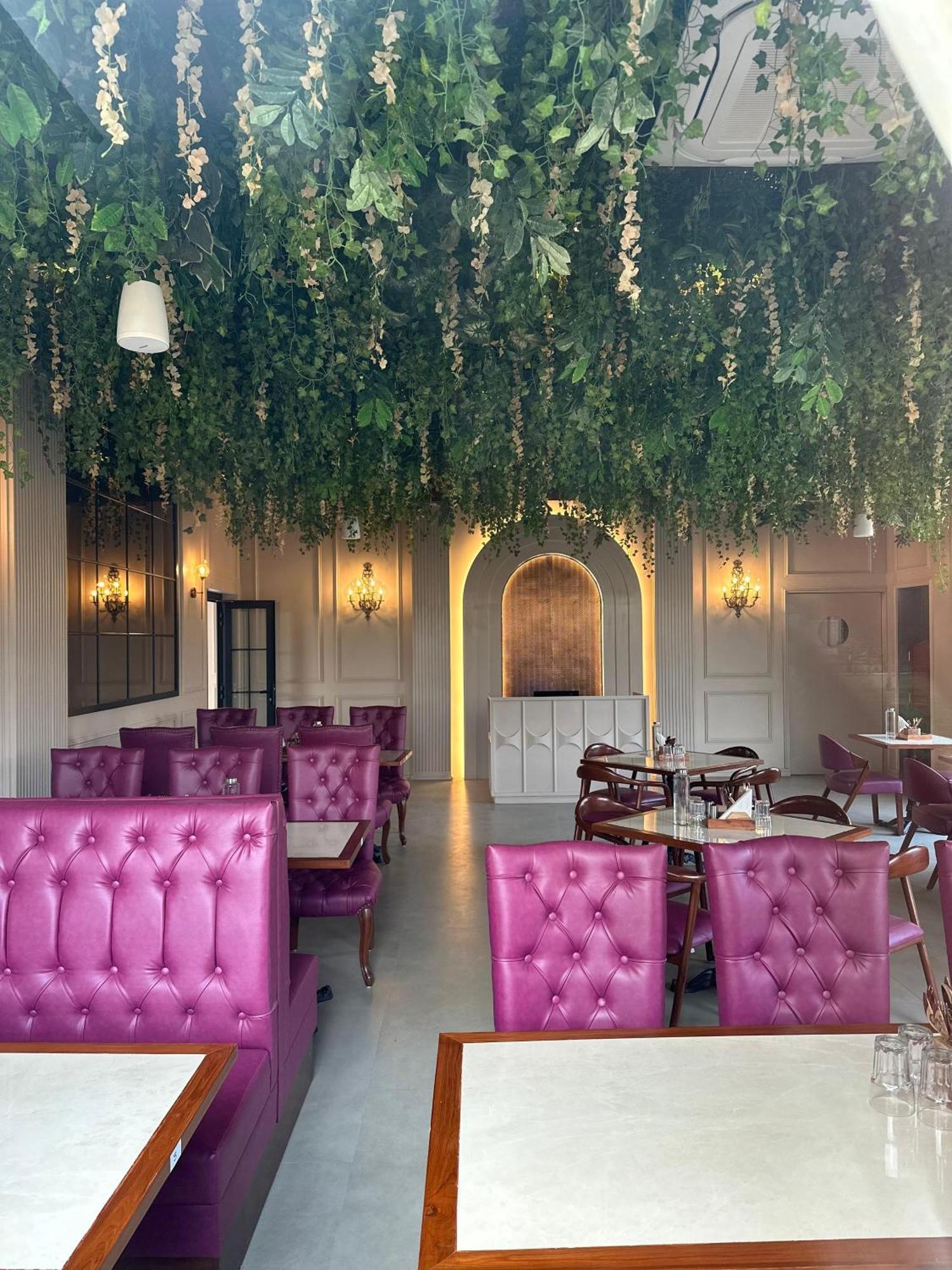 La Nature Hotels & Resorts Sikar エクステリア 写真