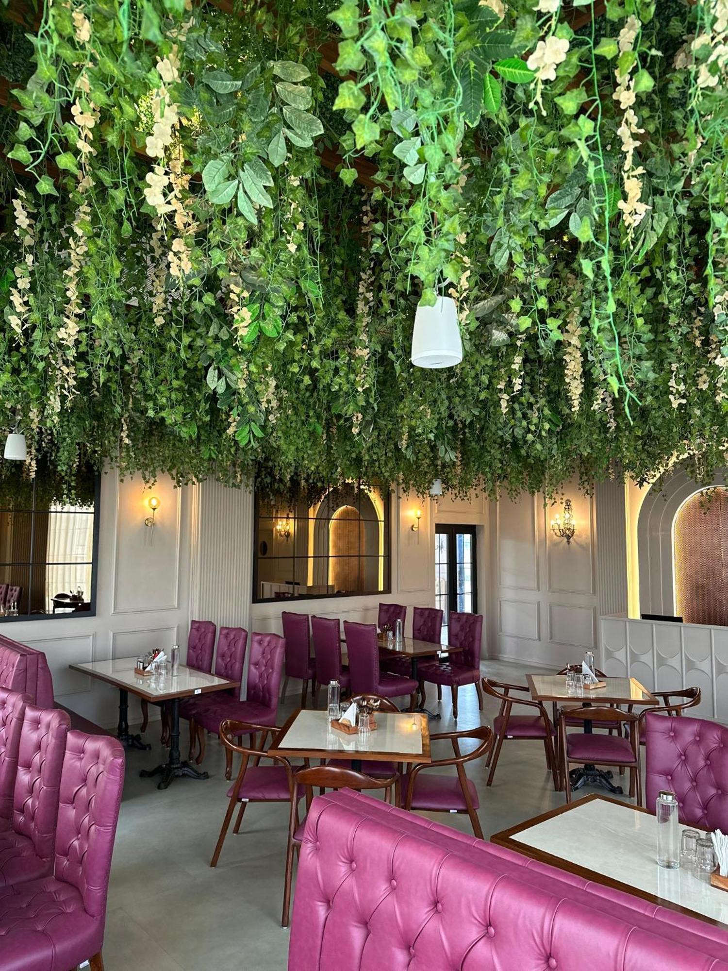 La Nature Hotels & Resorts Sikar エクステリア 写真